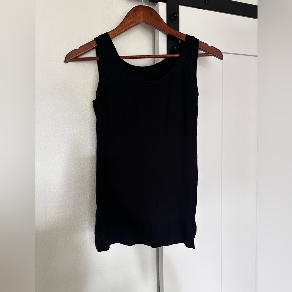 YUMMIE Black Compression
Shapewear Tank Top